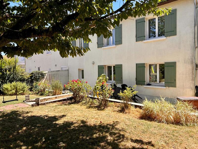 Maison - 133 m² - 6 pièces