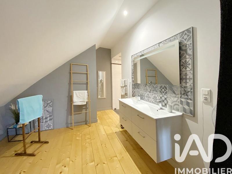 Maison de village - 242 m² - 6 pièces