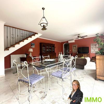 Villa - 166 m² - 4 pièces