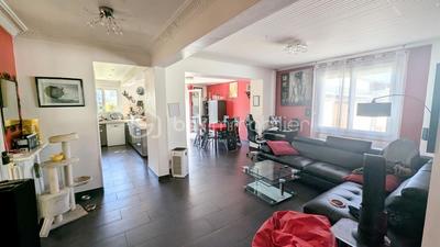 Maison - 125 m² - 6 pièces