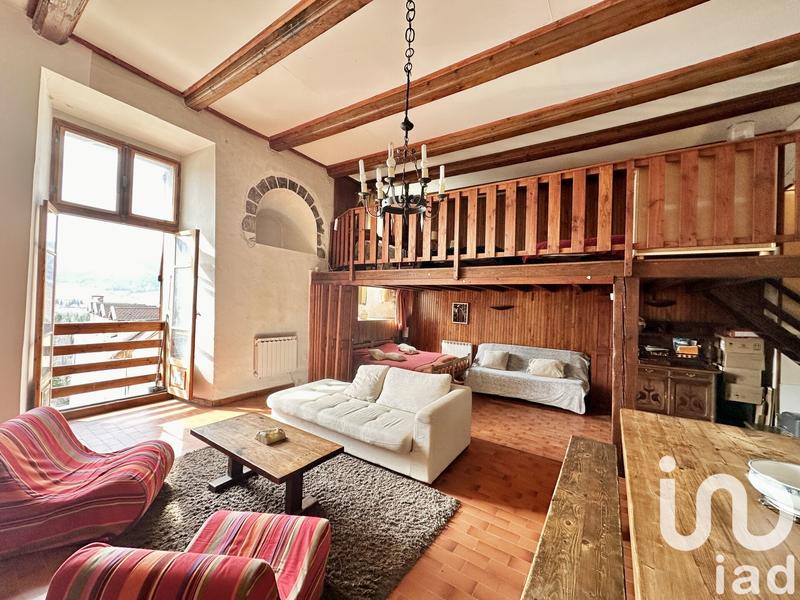 Appartement - 80 m² - 3 pièces