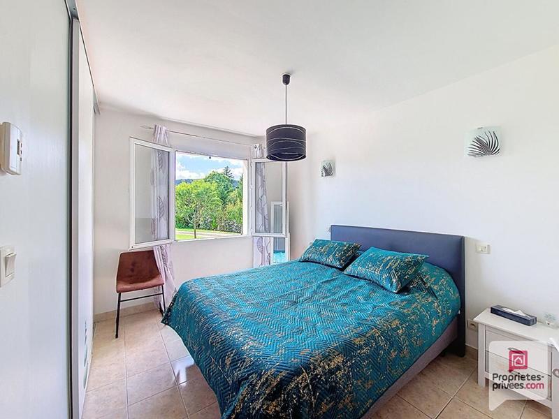 Maison - 145 m² - 7 pièces