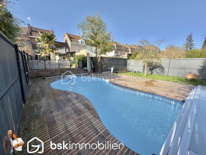 Maison - 170 m² - 6 pièces