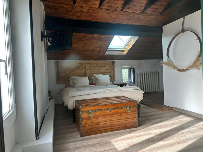 Maison - 93 m² - 4 pièces