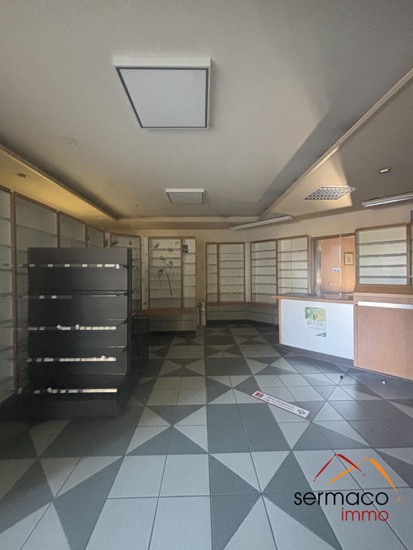 Local commercial - 137 m²