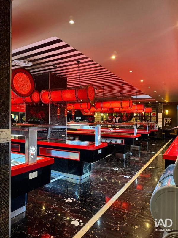 Local commercial - 1 600 m²