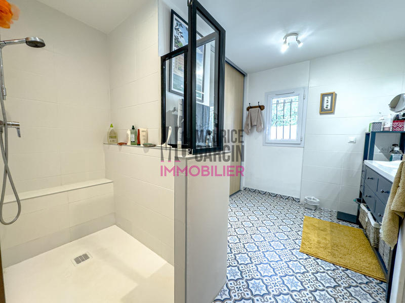 Maison - 175 m² - 8 pièces