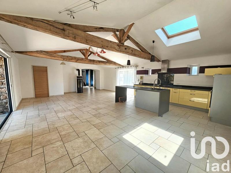 Maison - 162 m² - 6 pièces