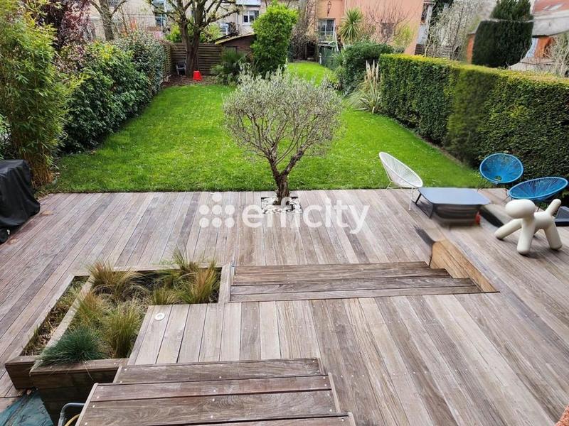 Maison - 175 m² - 7 pièces