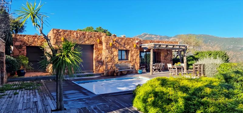 Maison - 109 m² - 5 pièces