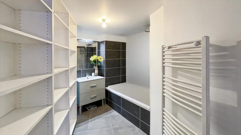 Appartement - 57 m² - 3 pièces