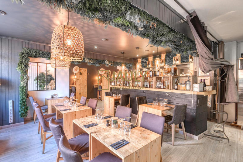 Local commercial - 382 m²