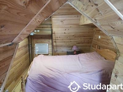 Chambre - 10 m² - 1 pièce