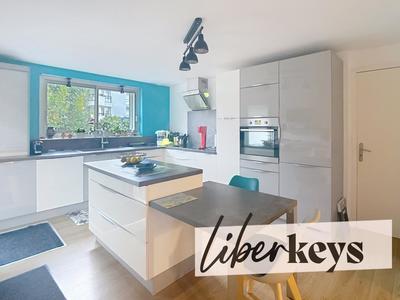 Maison de ville - 151 m² - 7 pièces