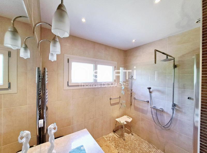 Maison - 136 m² - 5 pièces