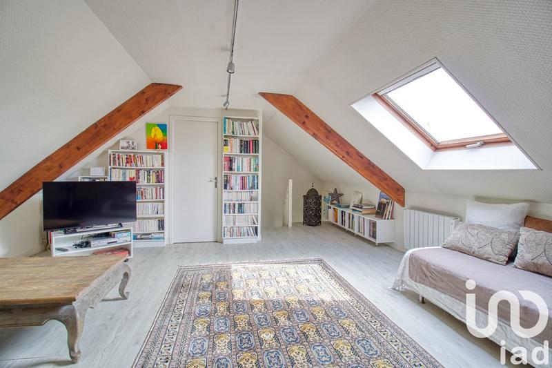 Maison - 200 m² - 9 pièces