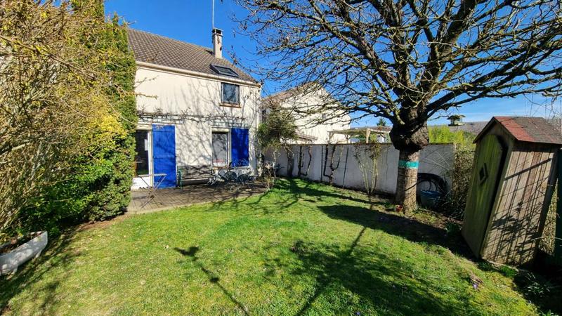 Maison - 96 m² - 5 pièces