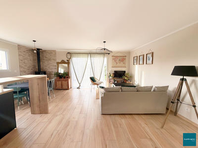 Maison - 77 m² - 3 pièces