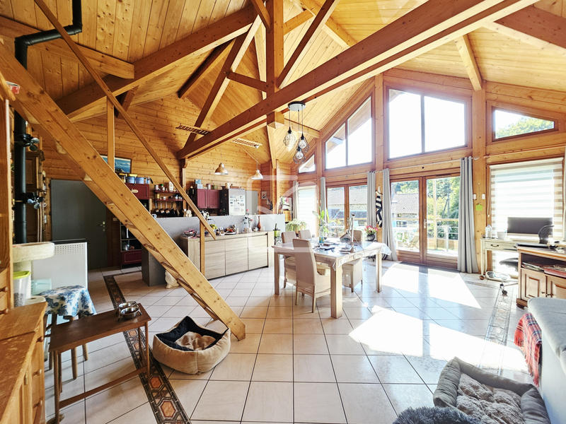 Maison - 123 m² - 5 pièces