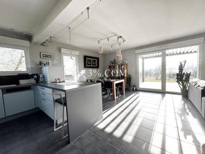 Maison - 125 m² - 5 pièces