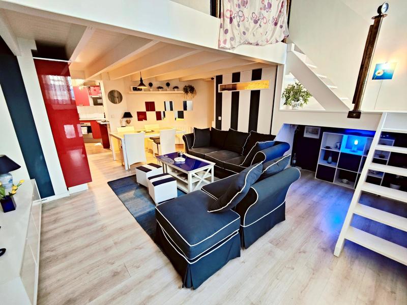 Appartement - 95 m² - 4 pièces