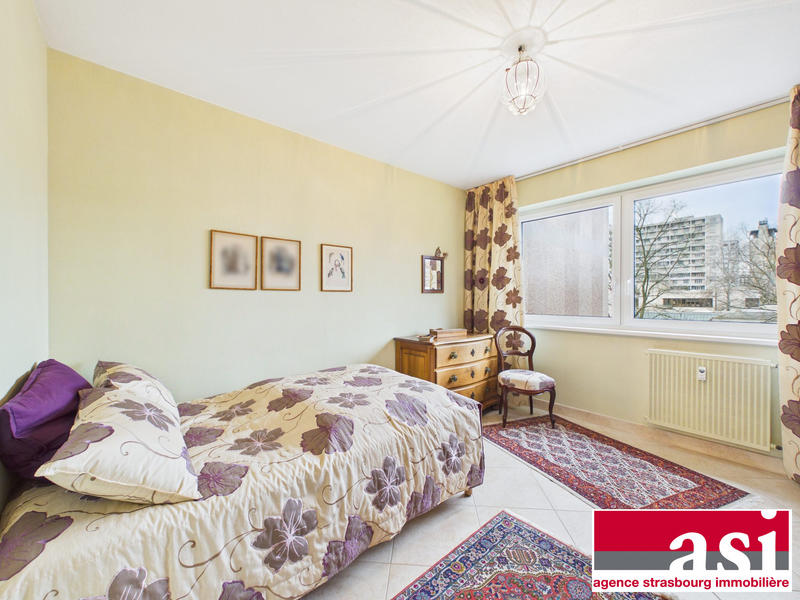 Appartement - 111 m² - 5 pièces