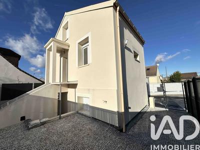 Maison - 64 m² - 4 pièces
