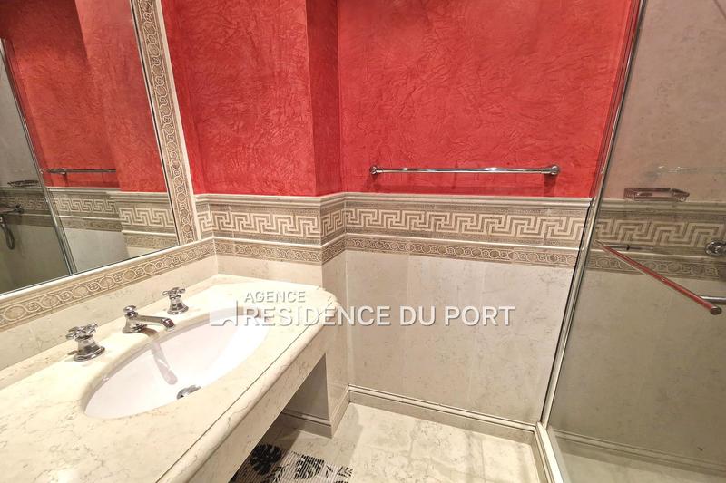 Appartement - 83 m² - 3 pièces