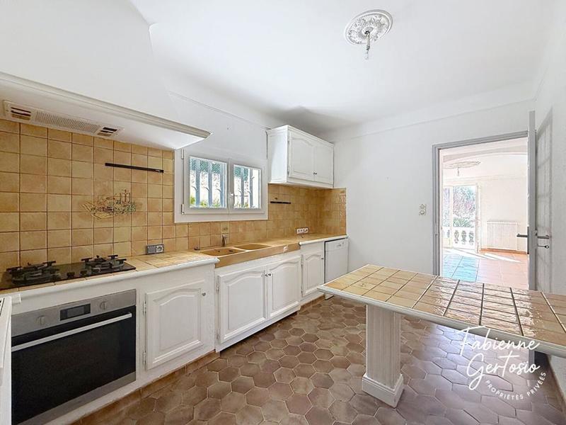 Maison - 146 m² - 6 pièces