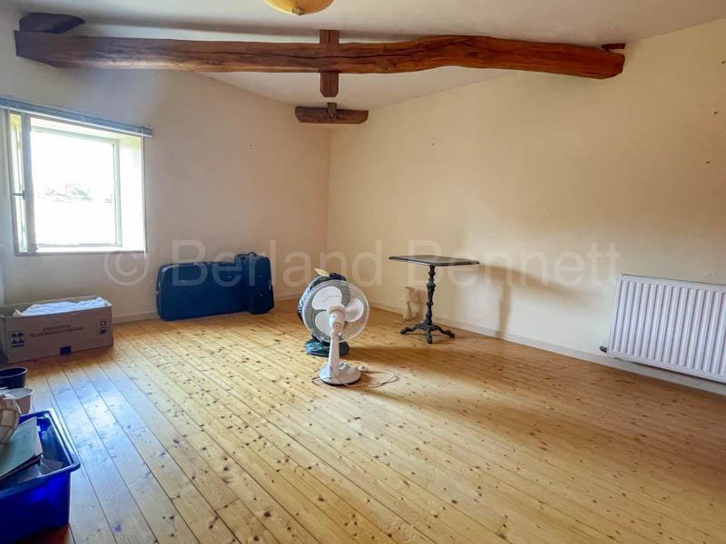 Maison de village - 220 m² - 6 pièces