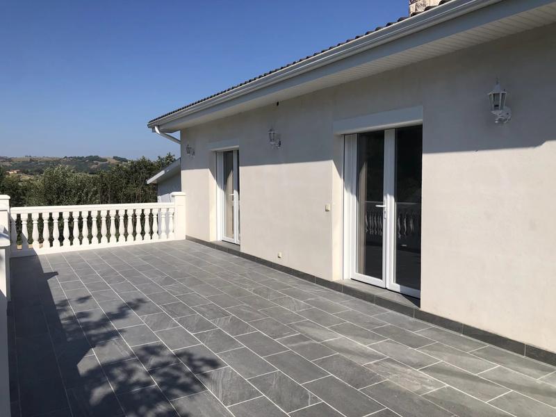 Maison - 205 m² - 7 pièces