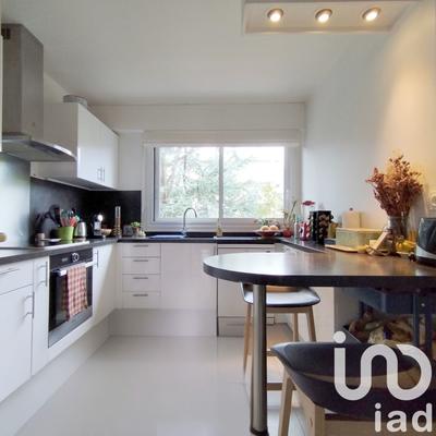 Appartement - 97 m² - 5 pièces