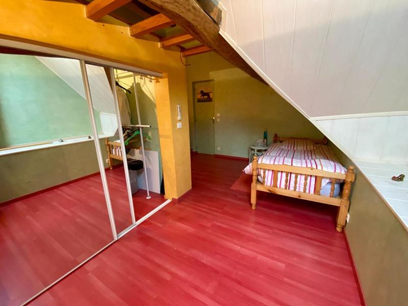 Maison - 123 m² - 8 pièces