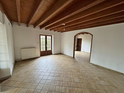 Maison - 148 m² - 8 pièces