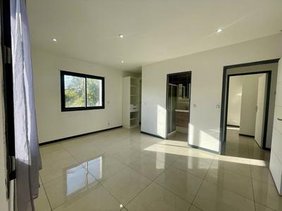 Maison - 118 m² - 4 pièces