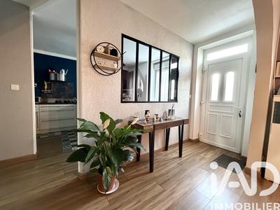 Maison - 110 m² - 6 pièces