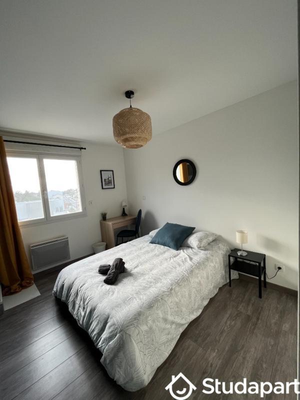 Chambre - 10 m² - 1 pièce