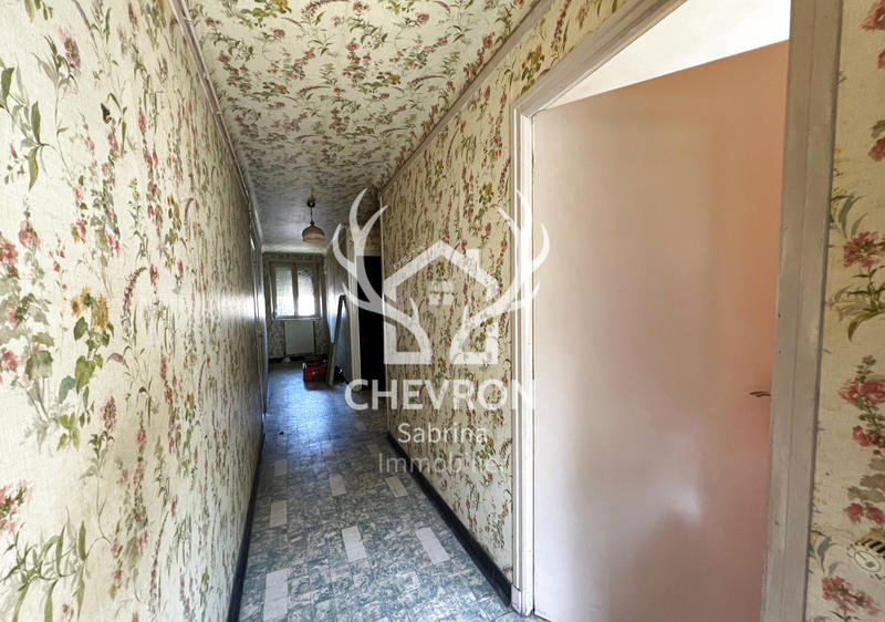 Maison - 180 m² - 8 pièces