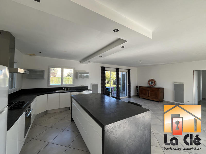 Maison contemporaine - 130 m² - 4 pièces