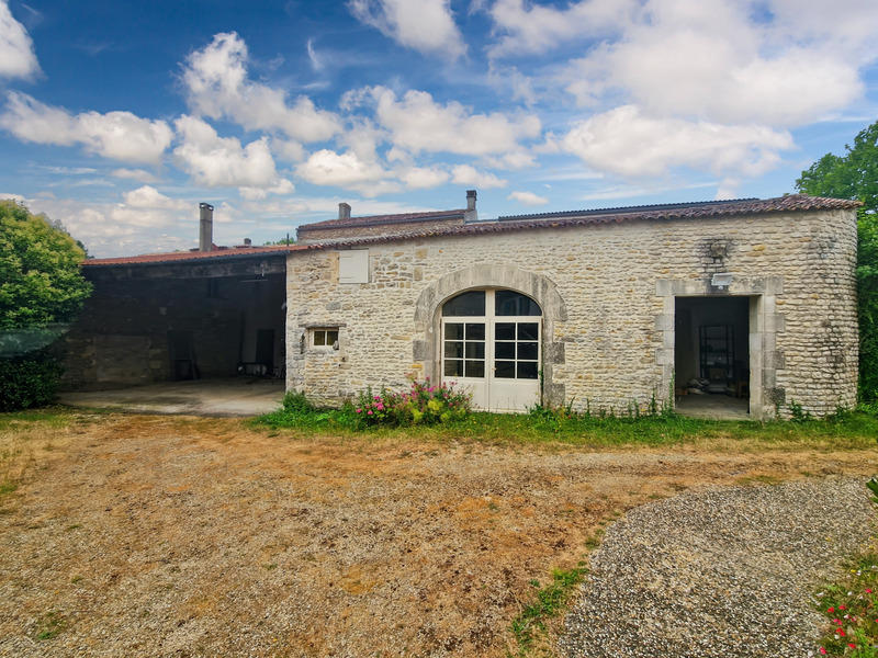 Maison - 180 m² - 6 pièces