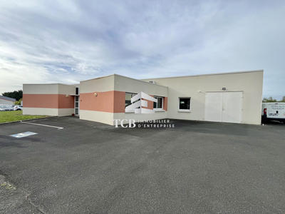 Local d'activités - 408 m²