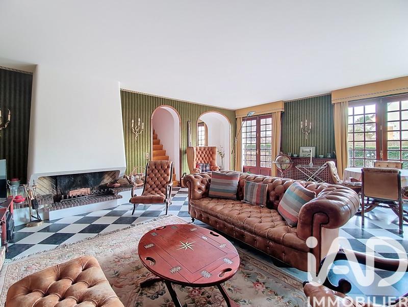 Maison - 152 m² - 6 pièces