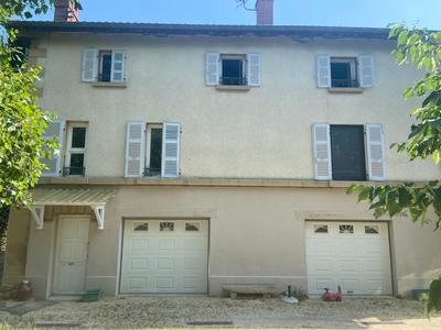 Maison - 206 m² - 7 pièces