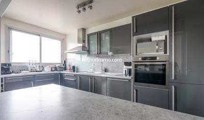 Appartement - 81 m² - 4 pièces