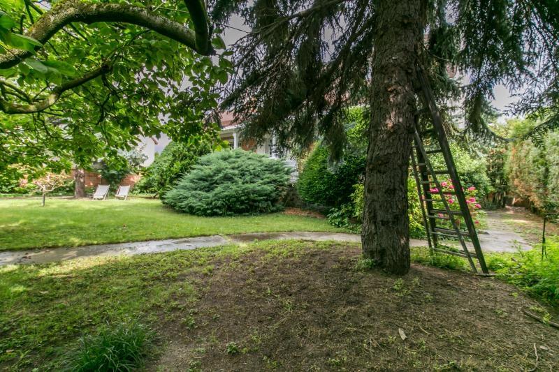 Propriété - 200 m² - 8 pièces