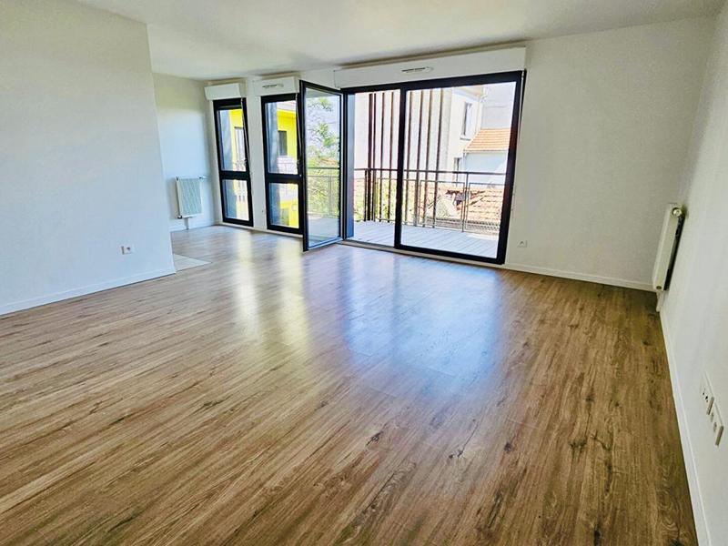 Appartement - 94 m² - 5 pièces