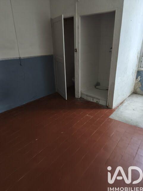 Maison - 230 m² - 7 pièces