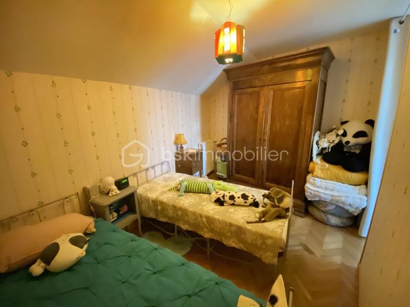 Maison ancienne - 246 m² - 9 pièces