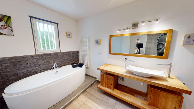 Maison - 191 m² - 7 pièces