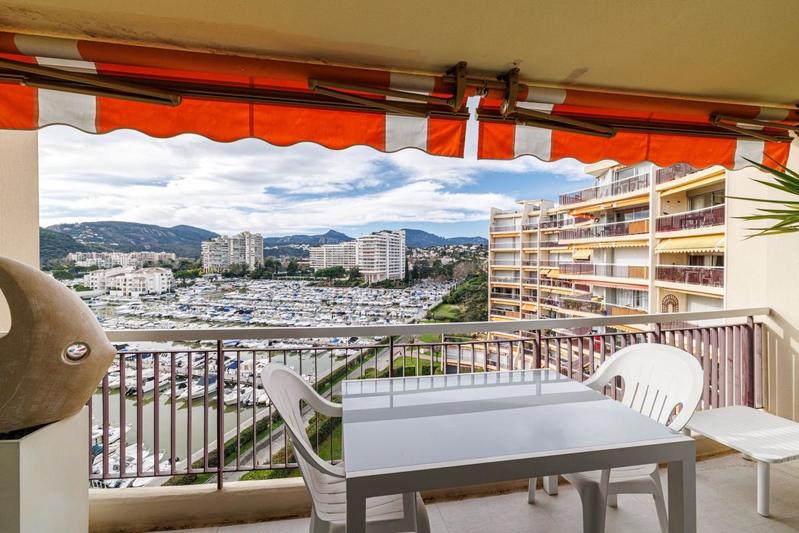 Appartement - 98 m² - 3 pièces